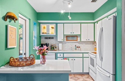 Wilton Manors House | Waterfront | Heated Pool | Hot Tub | Near Beaches