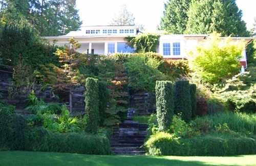 Ganges House | Waterfront Heritage Estate W/5 Bedrooms on Stunning Acreage
