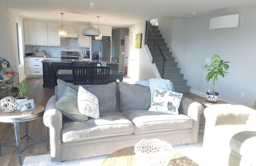 Adelma Beach House | Waterfront Home 1800 SQFT, Monthly Rental- 10 min from Downtown Port Townsend