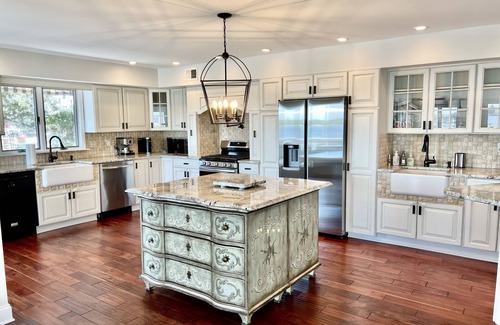 Osbornsville House | Waterfront Home on Prime Location - Haven's Cove!