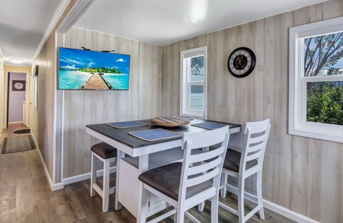 Goodland House | Waterfront home w/ boat lift in Historic Goodland short walk to restaurants