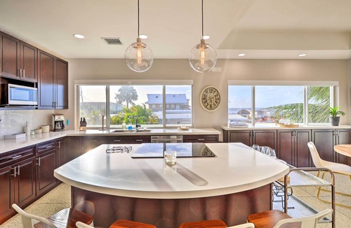Sexton Cove Estates House | Waterfront Home w/Pool & Boat Ramp Access!