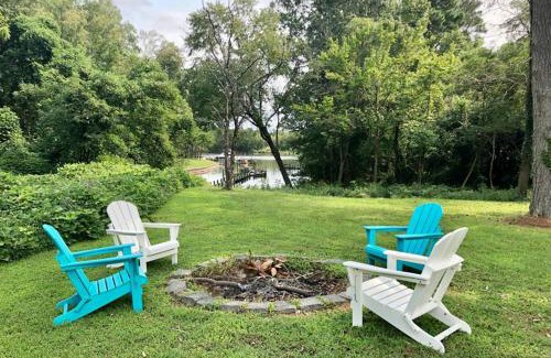 Weems House | Waterfront Home With Boat Dock & Study