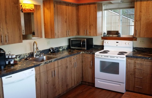 Sagle House | Waterfront House On Camp Bay, near Sandpoint with Dock and swimming area.