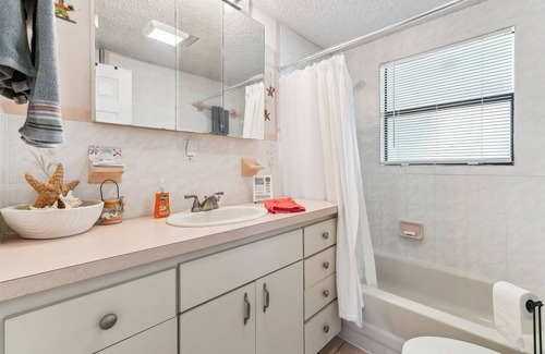 Sea Ranch House | Waterfront Hudson Vacation Rental w/Boat Dock!