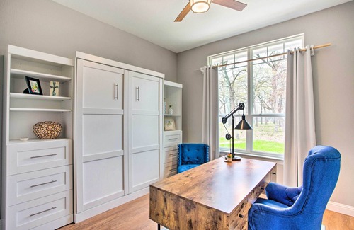 Quinlan Cottage | Waterfront Lake Tawakoni Home w/Fire Pit!