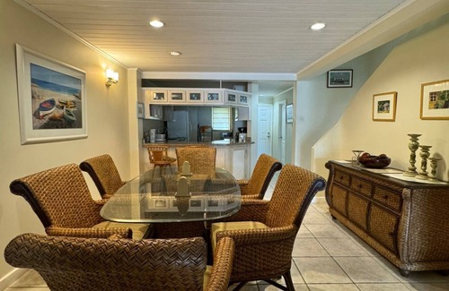 Rodney Bay House | Waterfront Luxe Townhouse