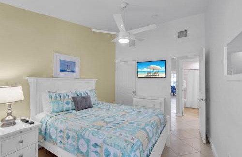 Indigo Reef Marina Homes House | Waterfront luxury Villa 14 with spectacular sunset views and boat slip townhouse