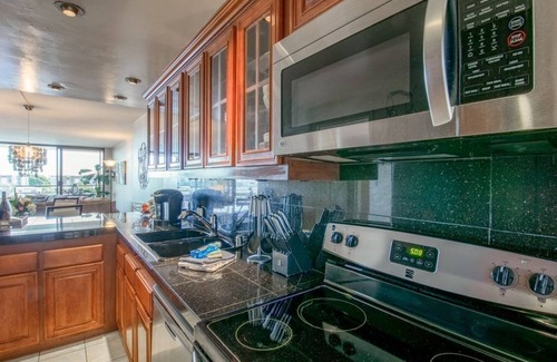 Marina del Rey Condo | Waterfront Marina Del Rey Condo, Walk to Beach