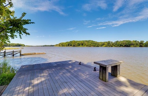 Golts House | Waterfront Millington Vacation Rental with Hot Tub!
