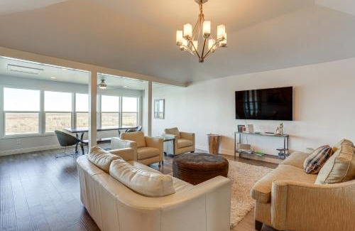 New Orleans East Area House | Waterfront NOLA Gem with Boat Dock and Lift