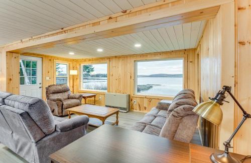 Sinclair House | Waterfront Oasis Family Retreat on Long Lake!