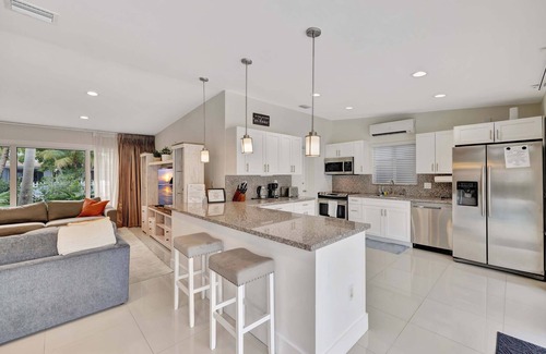 Riverside Park House | Waterfront Oasis w/Enclosed Pool!
