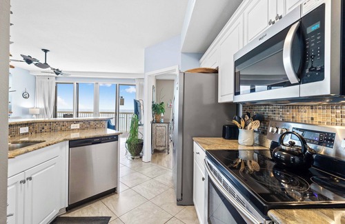Miramar Beach Condo | Waterfront PCB Condo w/Balcony + Beach Gear!