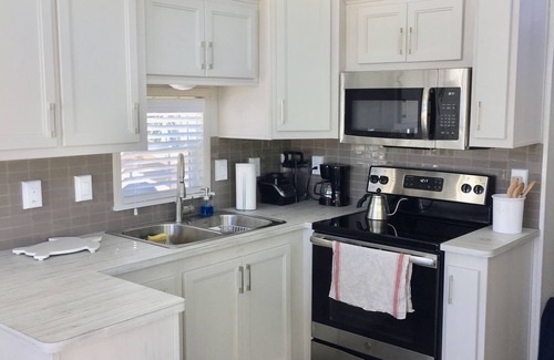 Key Largo House | Waterfront Pool, Beach, Dock, Kayaks, Paddleboards