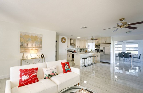 Gulf Cove House | Waterfront Port Charlotte Gem w/Gas Grill + Lanai
