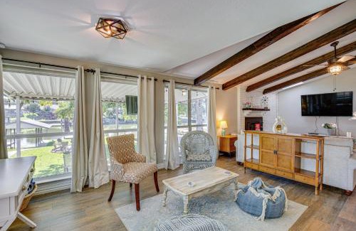 Gun Barrel City House | Waterfront Retreat with Hot Tub in Gun Barrel City!