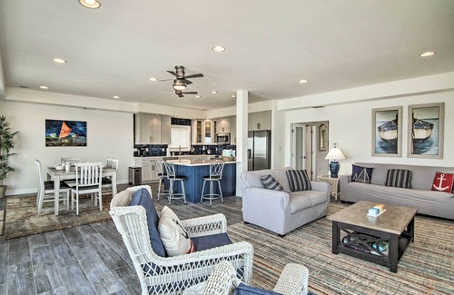 Green Creek Apartment | Waterfront Sanctuary w/Panoramic Bay Views!