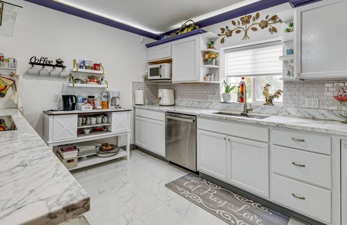 Slidell House | Waterfront Slidell Home w/Patio: 3 Mi to Beach!