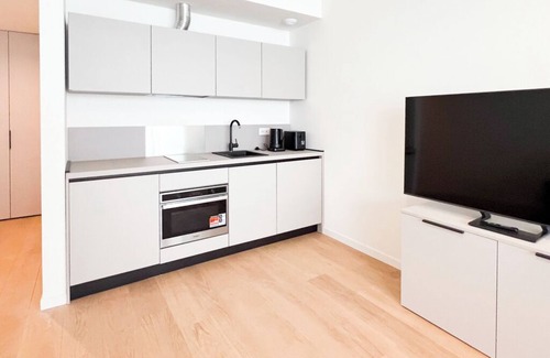 Genoa Apartment | WATERFRONT SUITE 1