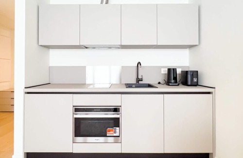 Genoa Apartment | WATERFRONT SUITE 1