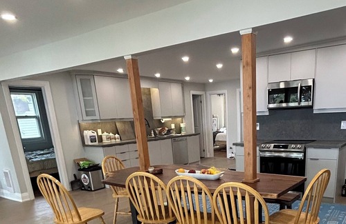 Carden Cottage | Waterfront/Sunset/ Lake view cottage