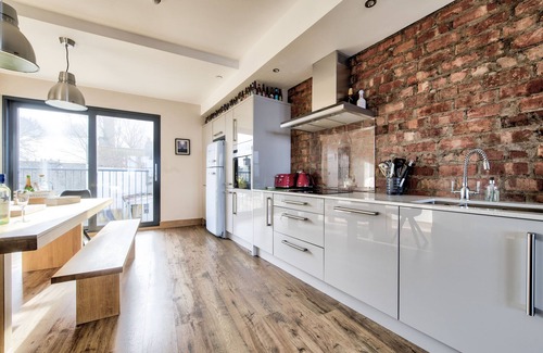 St. Andrews House | Waterfront townhouse in heart of St Andrews directly overlooking Castle on rocks