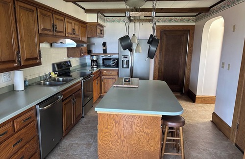 Menominee House | Waterfront View Lake Michigan - Available Dates for late Summer & Fall Y'all