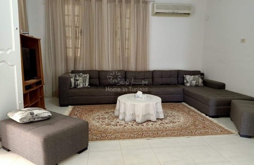 Jemmal House | Waterfront Villa Apartment