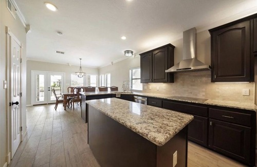 Walden on Lake Conroe Villa | Waterfront villa w/pool, hot tub, outdoor kitchen.