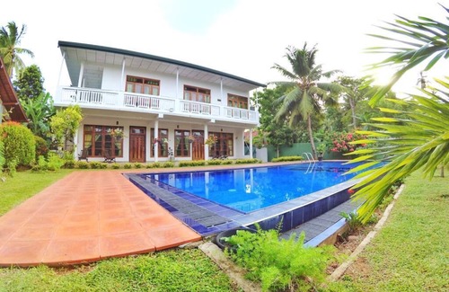 Matara Villa | Waterfront villa with an Outdoor pool (12P)