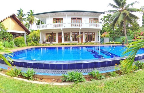 Matara Villa | Waterfront villa with an Outdoor pool (12P)