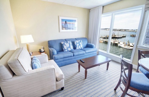 The Point House | Waterfront! Wyndham Inn on Long Wharf Resort