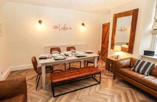 Waterhead House | Waterhead Cottage