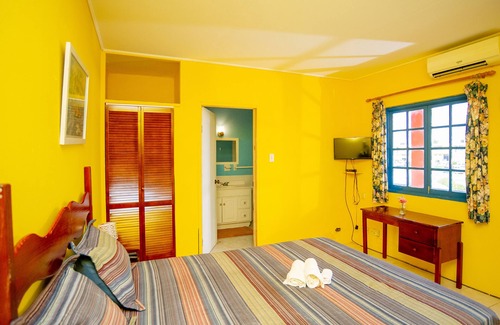 Black River Hotel | Waterloo Guest House
