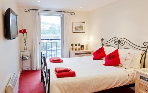 Whitby Apartment | Watermark Apartments
