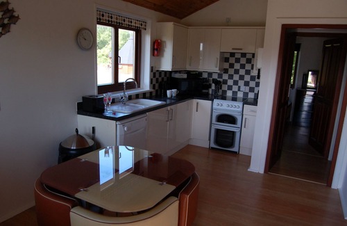 North Perrott Cabin | Watermeadow Lakes & Lodges