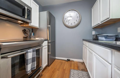 Lake Lure House | Waters Edge Hideaway Lakefront Pet Friendly