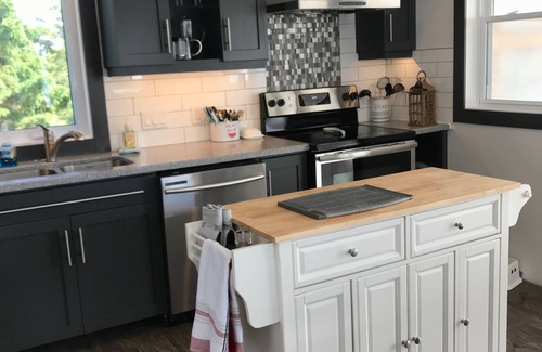 Tryon Apartment | Waters Edge vacation rental