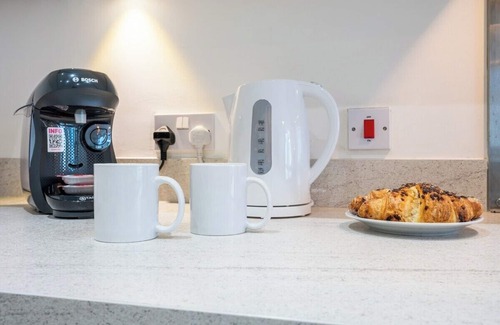 Grangetown Apartment | Waterside by Tŷ SA -Free Parking