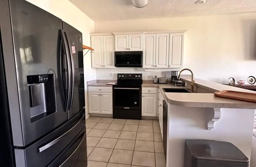 Niceville House | Waterview Beautiful Town House