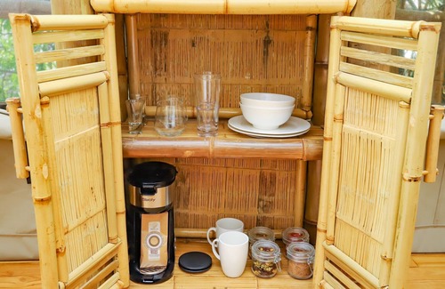 Potrero Cabin | WAVEFRONT BAMBOO GLAMPING PARADISE