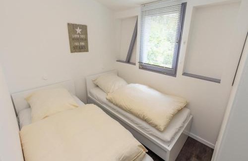 Waxweiler House | Waxweiler Green Hideaway