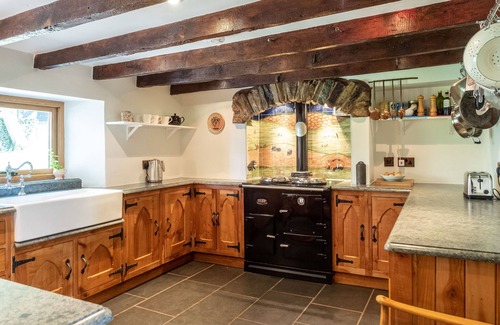 Whitbeck Cottage | Wayside Cottage - with Mountain View
