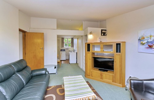 Woodend Hotel | Wayside Motel