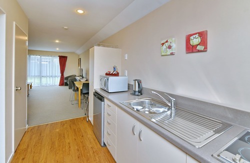 Woodend Hotel | Wayside Motel