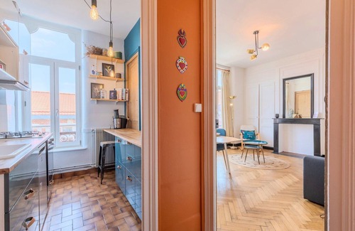 Vauban - Wazemmes Apartment | Wazemmes appartment next to the market!