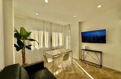 Isola Apartment | We Home - Volturno31, Bosco Verticale