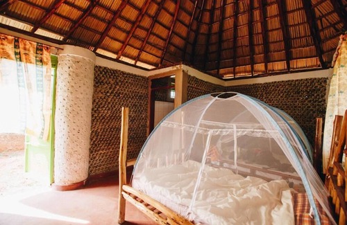 Mpigi Cottage | We promise: you will be inspired! Innovation community/bottle house-top of hill