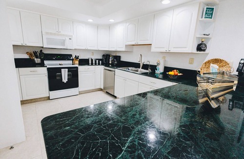 Colonia Andres Apartment | 🏝️We've Gone Coastal Cozumel Condo, El Cantil 4 Bd/4Bth